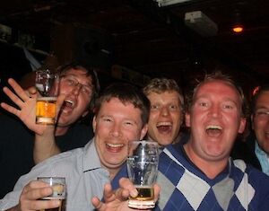 Bedrijfsuitje Volendamse Avond de Luxe